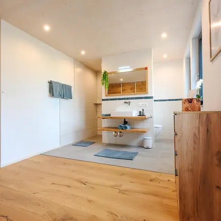 Schwarzwald Penthus 카펠로덱